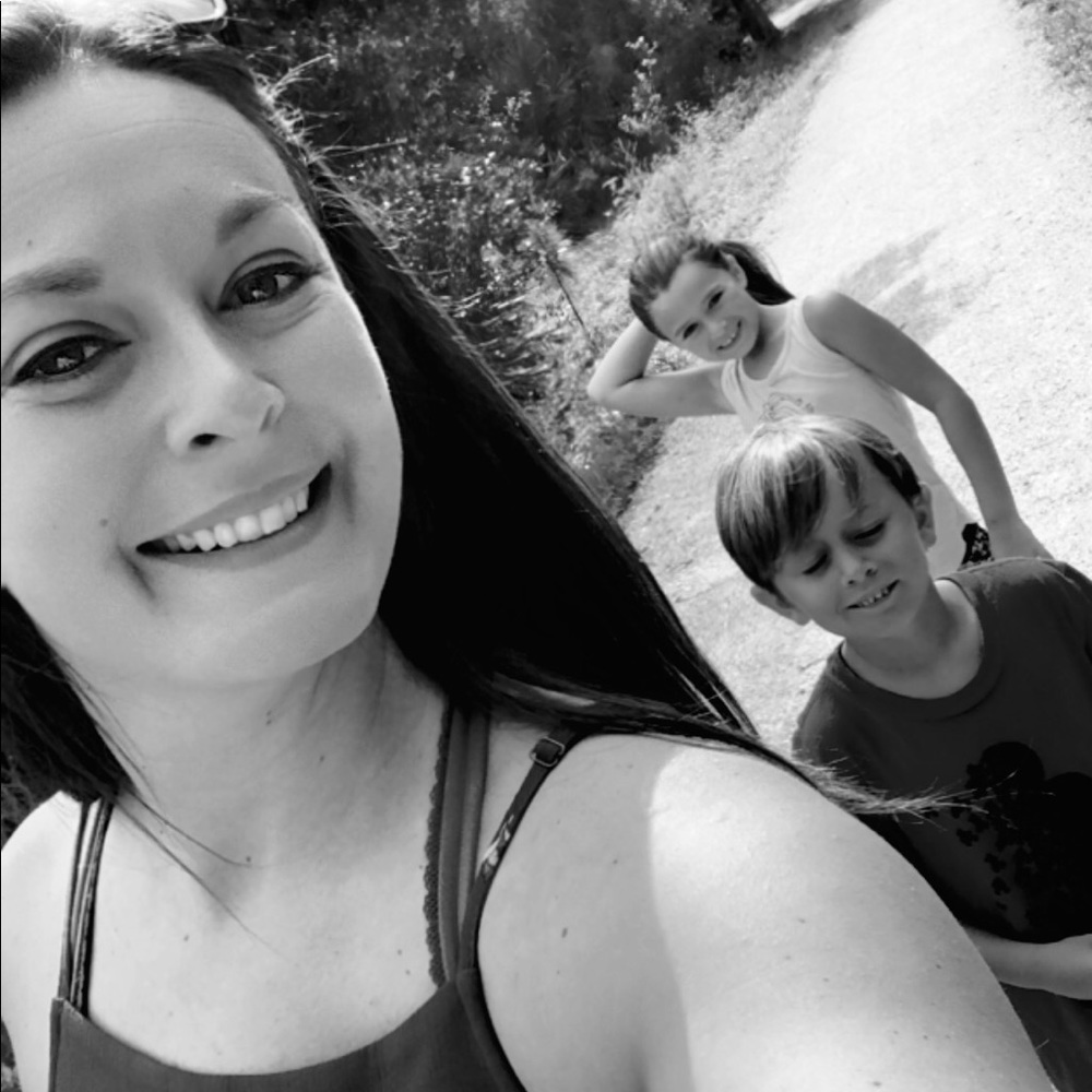 Meet your Posher, Cassandra